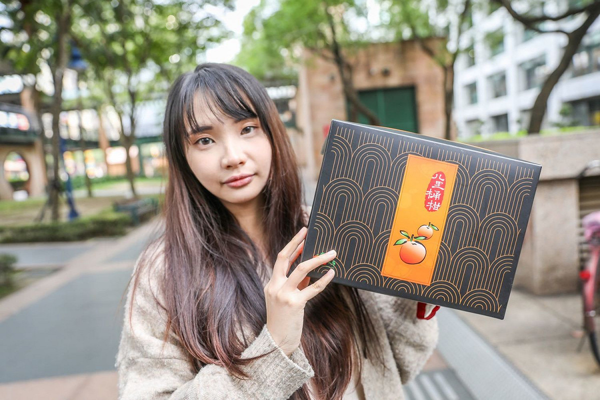八里區農會5斤裝桶柑禮盒。 圖：新北市農業局提供