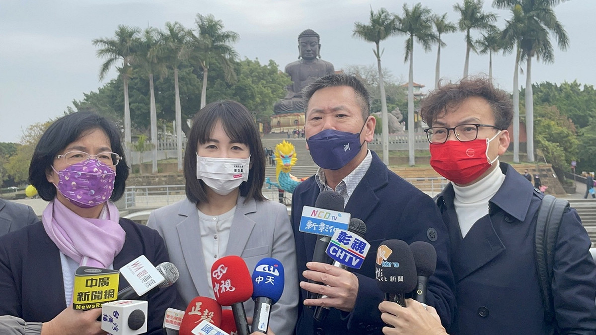 立法院內政委員會立委就縣市合併升格議題，赴彰化縣考察。 圖：林為洲辦公室/提供