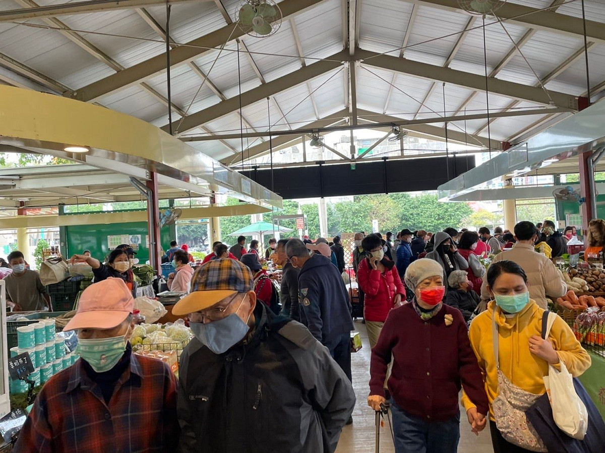 農委會宣布，於台北希望廣場推出限時活動，消費滿千即可抽農遊券。 圖：擷取自台北希望廣場臉書