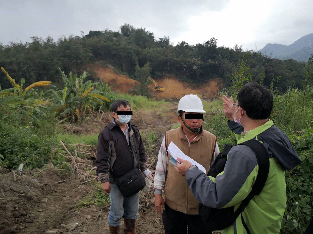 農業局現場會勘後，依法裁處6萬元，並要求業者限期改正。 圖：新北市農業局提供