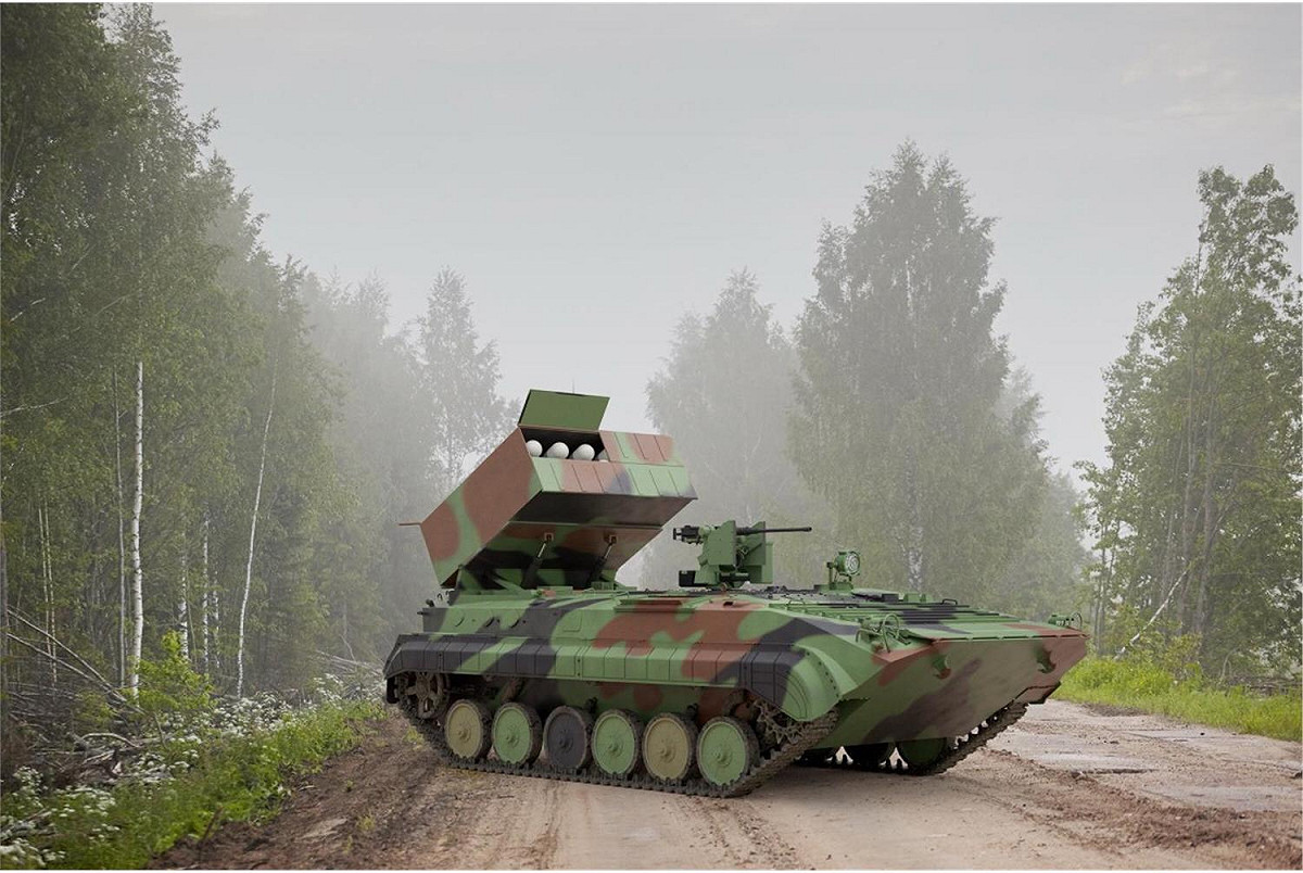 英國的「硫磺石」反裝甲飛彈配備在BMP-2裝步戰鬥車上。 圖 : 翻攝自MBDA網站
