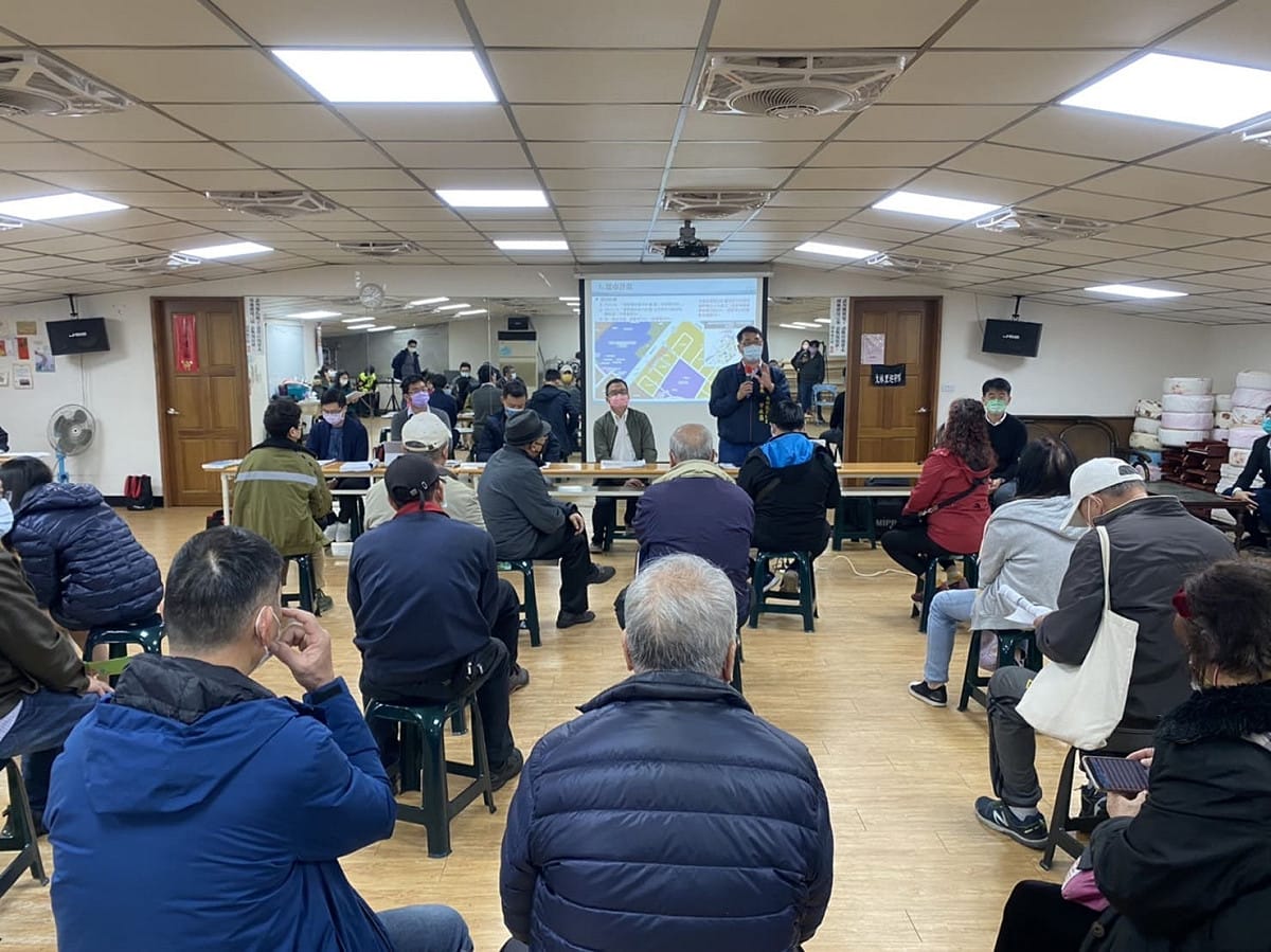 理事長發言。 圖：新北市都更處提供