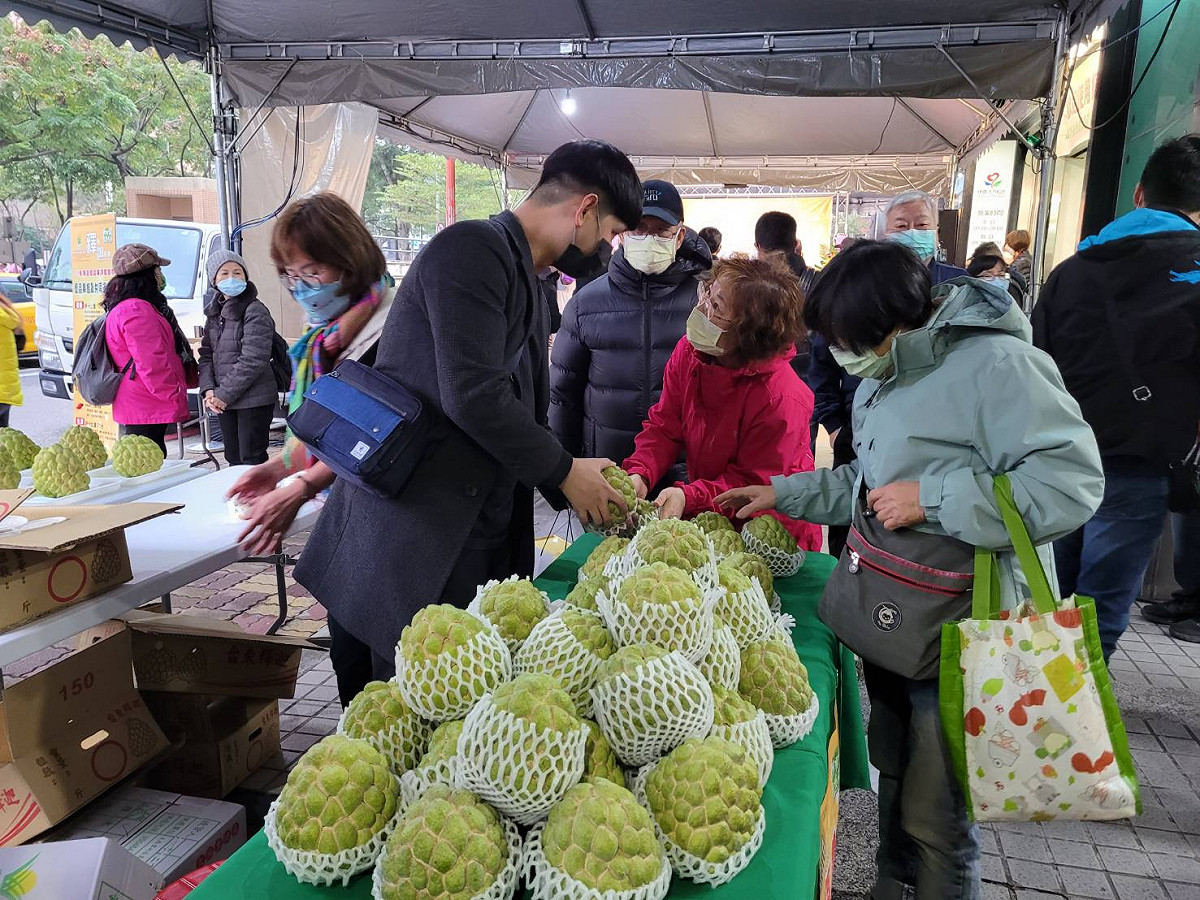 經濟部公告禁止中國冷凍釋迦輸入，農委會澄清，與貿易反制作為無關（圖為太麻里釋迦資料照）。 圖：新北市農業局／提供