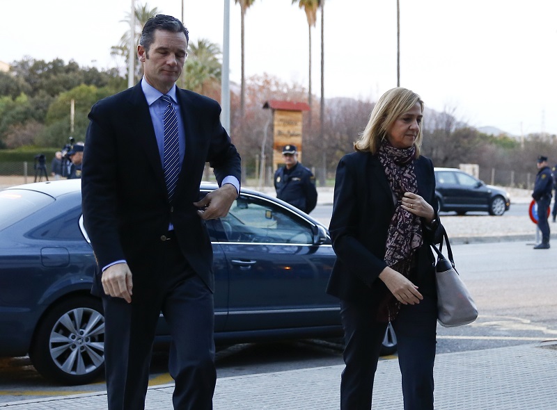西班牙公主克利斯蒂娜(Princess Cristina)與她的丈夫烏丹加林涉嫌貪瀆案，11日開庭受審。 圖：達志影像/路透社