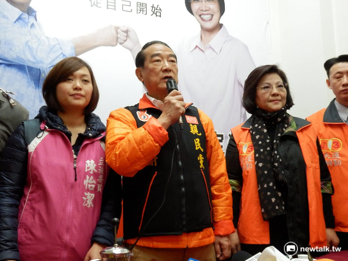 親民黨總統候選人宋楚瑜14日在宜蘭受訪。 圖：符芳碩/攝