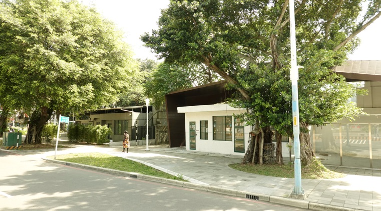 板橋台藝大周邊環境改造計畫-綠意櫥窗。 圖：新北市城鄉局提供