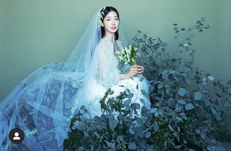 朴信惠目前懷有身孕。 圖：翻攝自IG/salt_ent
