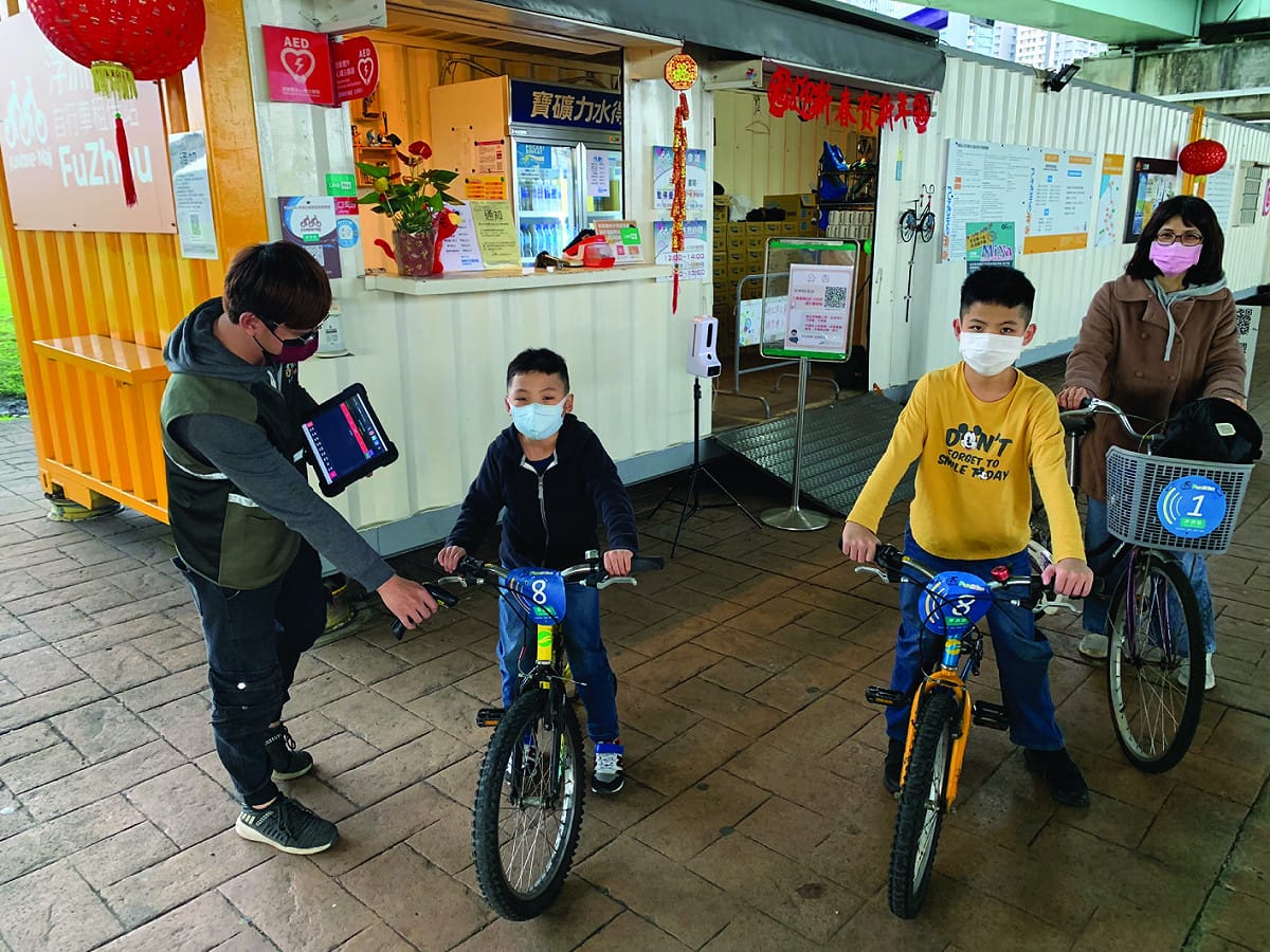 騎車出遊囉。 圖：新北市水利局/提供