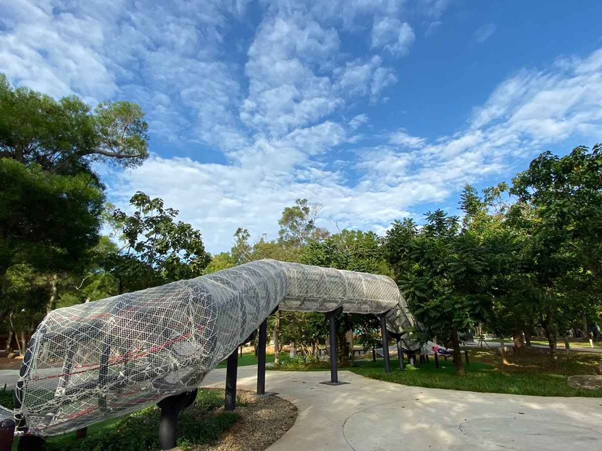 雕塑公園爬網。 台中市政府/提供