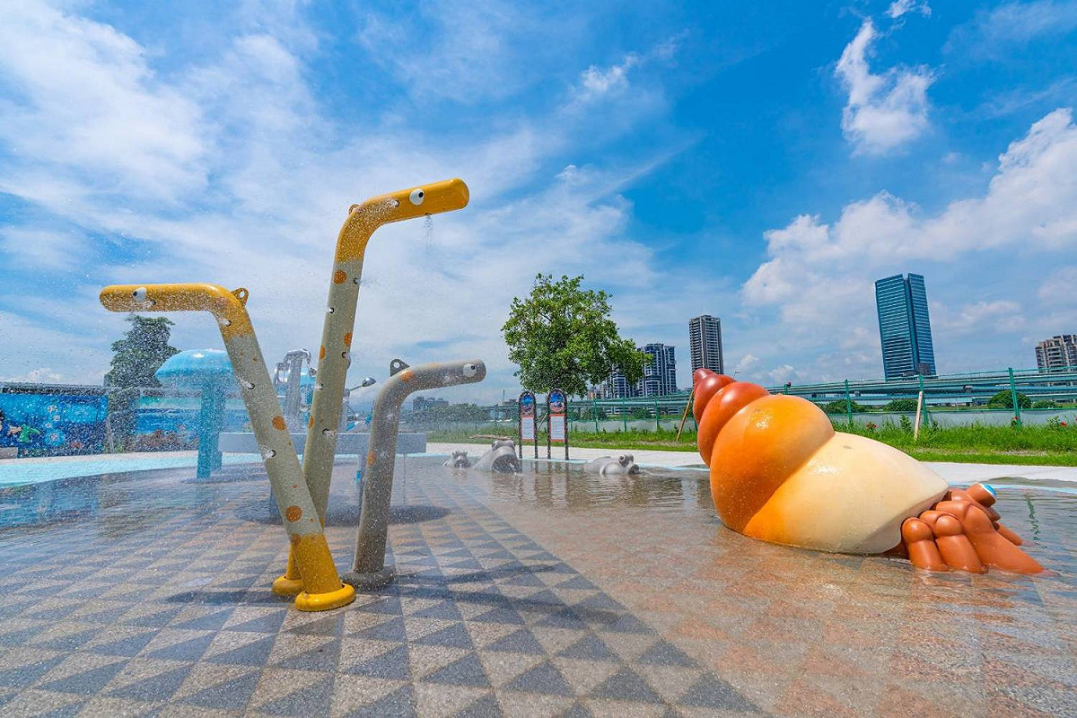 新北河岸景觀升級及打造11座全齡共融式遊戲場域。 圖：新北市水利局提供