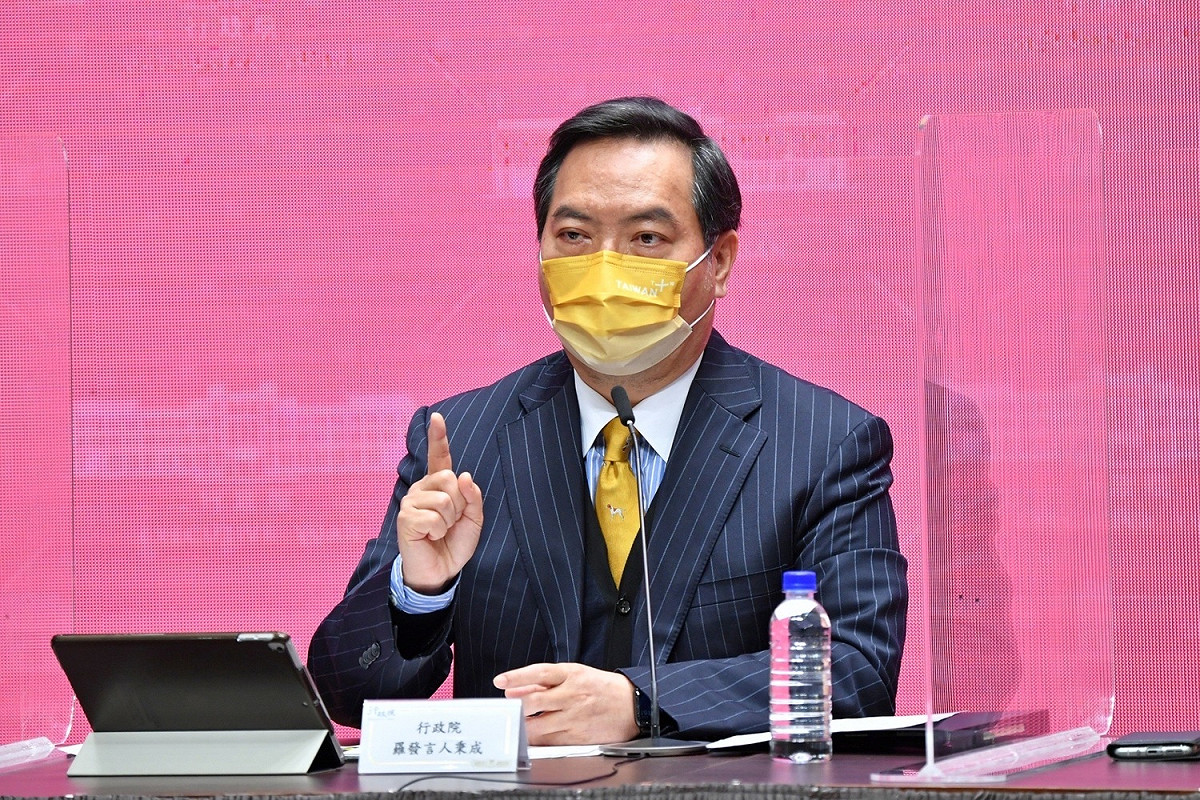 行政院發言人羅秉成轉述閣揆蘇貞昌今（27）天在院會的裁示。 圖：行政院提供