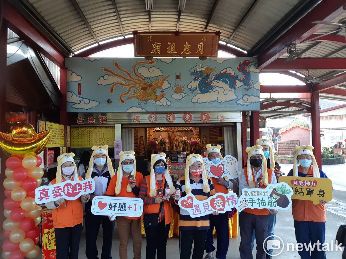 疫情吃緊，嘉義大福興宮宣佈大年初五的真愛聯誼活動停辦。 圖：蔡坤龍/攝