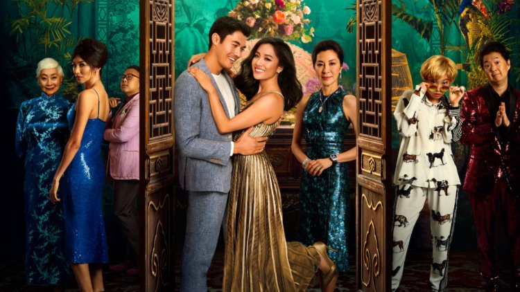 2019年的電影《瘋狂亞洲富豪Crazy Rich Asians》即在討論亞洲人的婆媳關係。（圖為示意） 圖：華納兄弟影片公司/提供