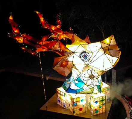 高雄市新上國小「花雨鹿」獲親子組特優。 圖：高雄市教育局提供
