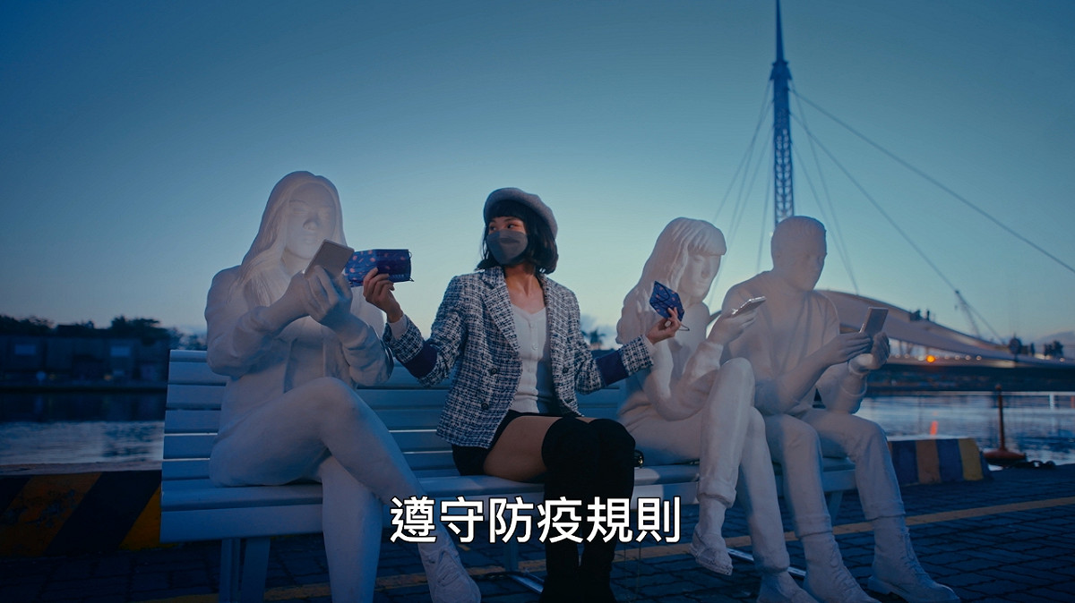 小戴為台灣燈會拍攝防疫宣導影片。 圖：高雄市政府提供