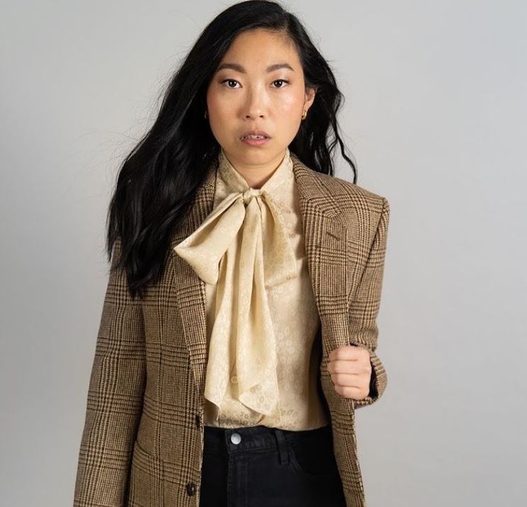 美籍亞裔女演員奧卡菲娜深陷種族爭議。 圖：翻攝自 Awkwafina IG
