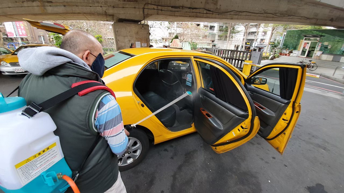 計程車清消。 圖：新北市交通局提供