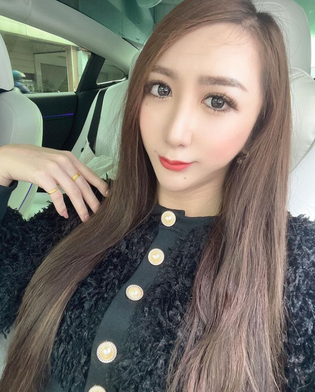 罔腰直率的個性，深受不少粉絲支持與喜愛。 圖：翻攝自IG/wen810615
