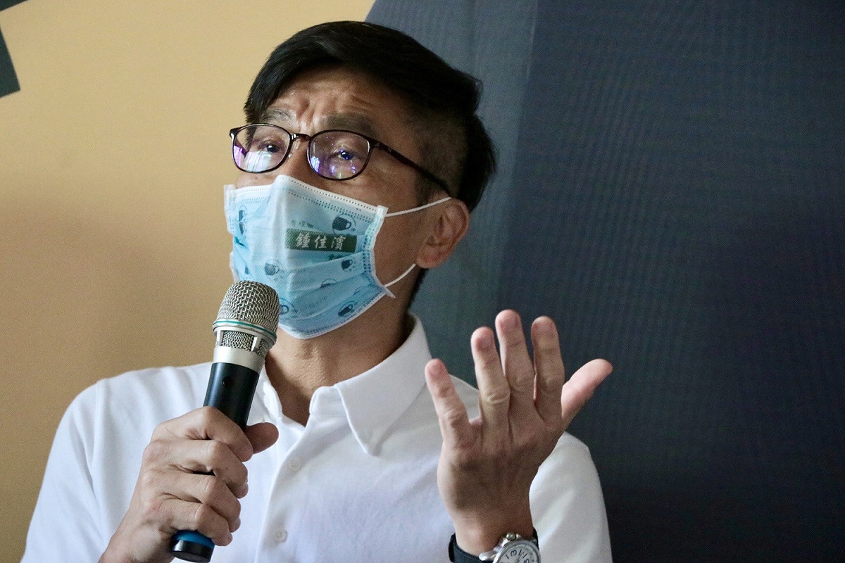 鍾佳濱今天宣布參選屏東縣長初選。 圖:鍾佳濱辦公室提供