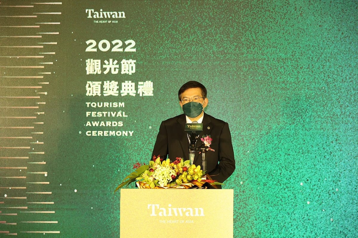 對於觀光業紓困，交通部長王國材表示，現階段仍以五倍券、國旅券為主。 圖：交通部觀光局／提供