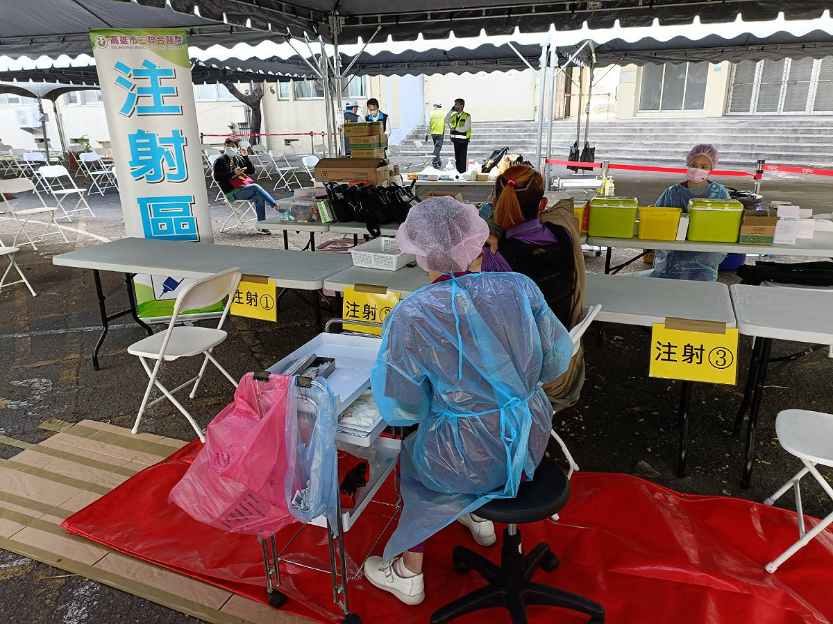 高雄港增設大型疫苗接種站。 圖：高雄港務分公司提供