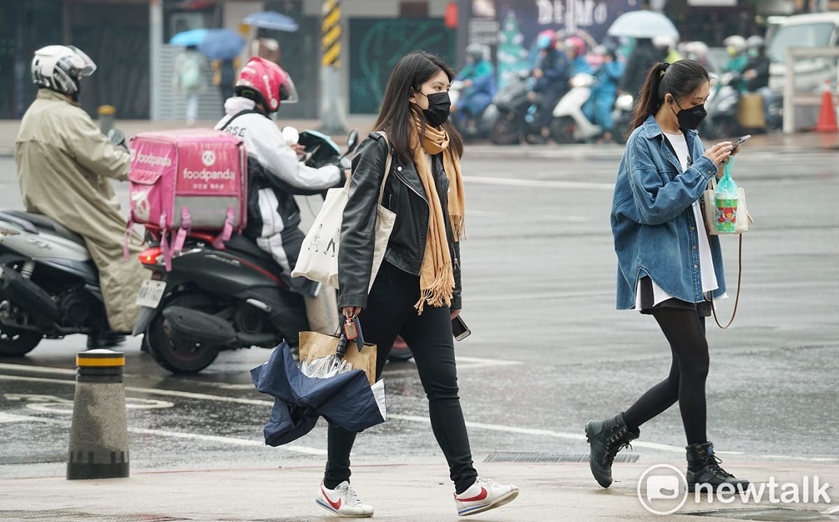 北東濕涼傍晚變天！明起溫度降凍3天 週六冷氣團南下低溫跌破10度