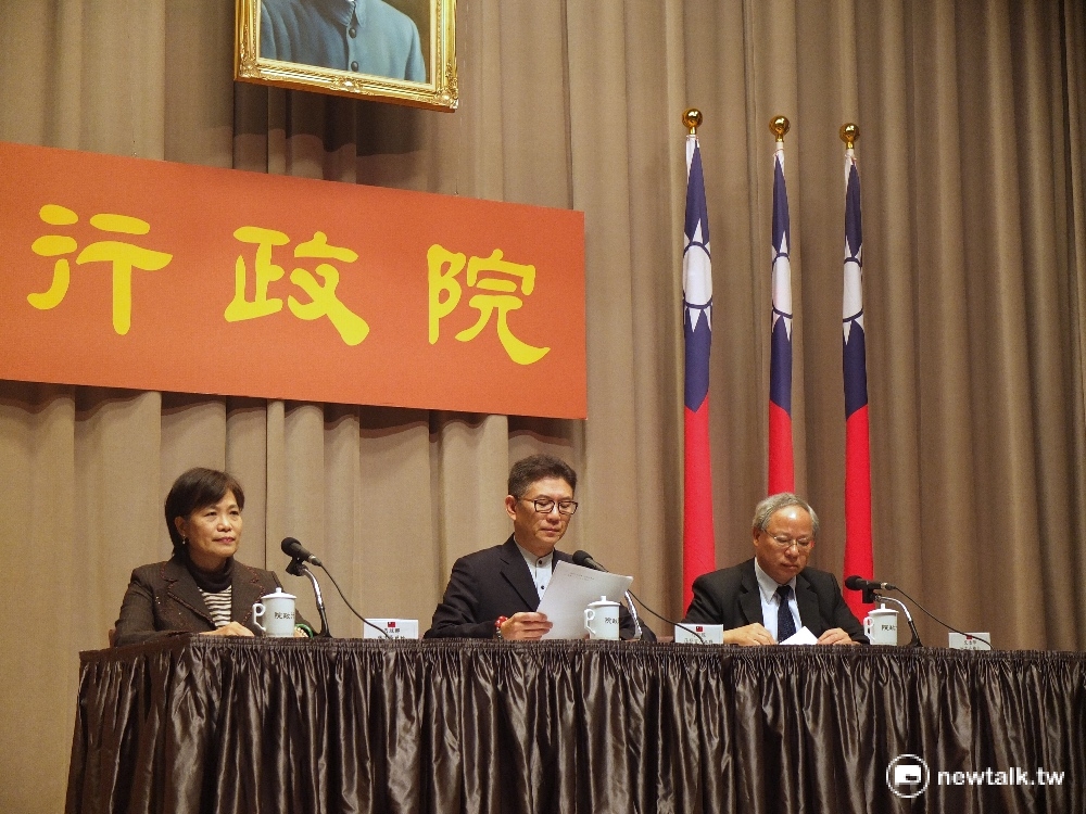 行政院18日強調，在未獲得立法院同意前，不可能在520前強行通過中資參與台灣IC設計業一事。 圖：翁嫆琄/攝