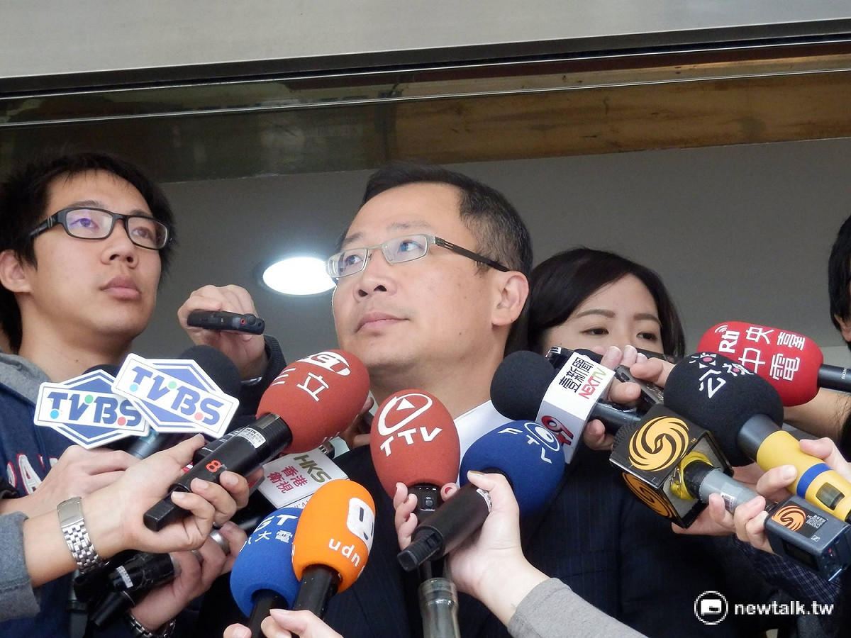 國民黨18日召開黨團大會，邀請黨魁候選人座談，立委吳志揚建議，大家可以一起看開票，展現團結。 圖：新頭殼資料照片