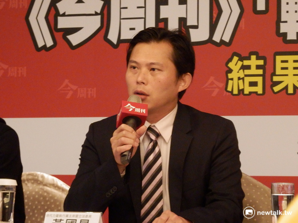 時代力量立委黃國昌2日出席轉型正義民調記者會。 圖：符芳碩/攝