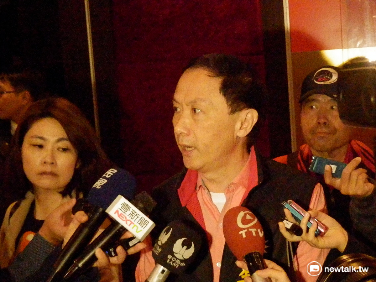 對於黨中央協調後決定，選舉沒有辯論會，國民黨主席候選人李新3日表達不滿。 圖：符芳碩/攝