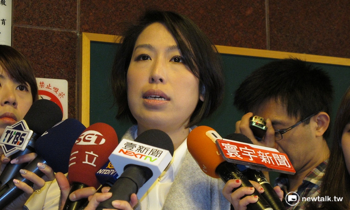 民進黨立委余宛如在臉書貼文批評時代力量立委徐永明，提出與她記者會內容一模一樣的法案，是「時代鐮刀」。 圖：新頭殼資料照片