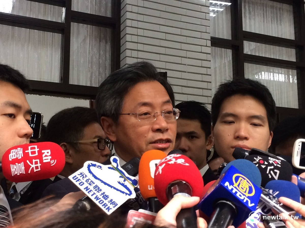 國防部針對憲兵濫搜案做出調離現職名單，行政院長張善政說，這不算懲處。 圖：符芳碩/攝