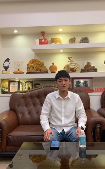 王冠鈞昨日在直播中坦承涉入妨害自由案件。 圖：翻攝自王冠鈞臉書