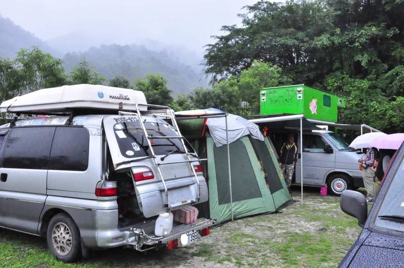 公路總局宣布固定式露營設備驗車時免拆。 圖：中華民國露營車協會／提供（資料照）