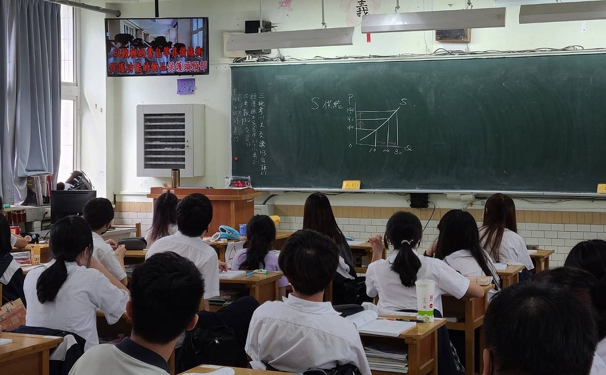 108課綱核心素養強調學生自主行動能力，學生在校作息規劃應回歸教育本質看待。 圖：新北市教育局提供