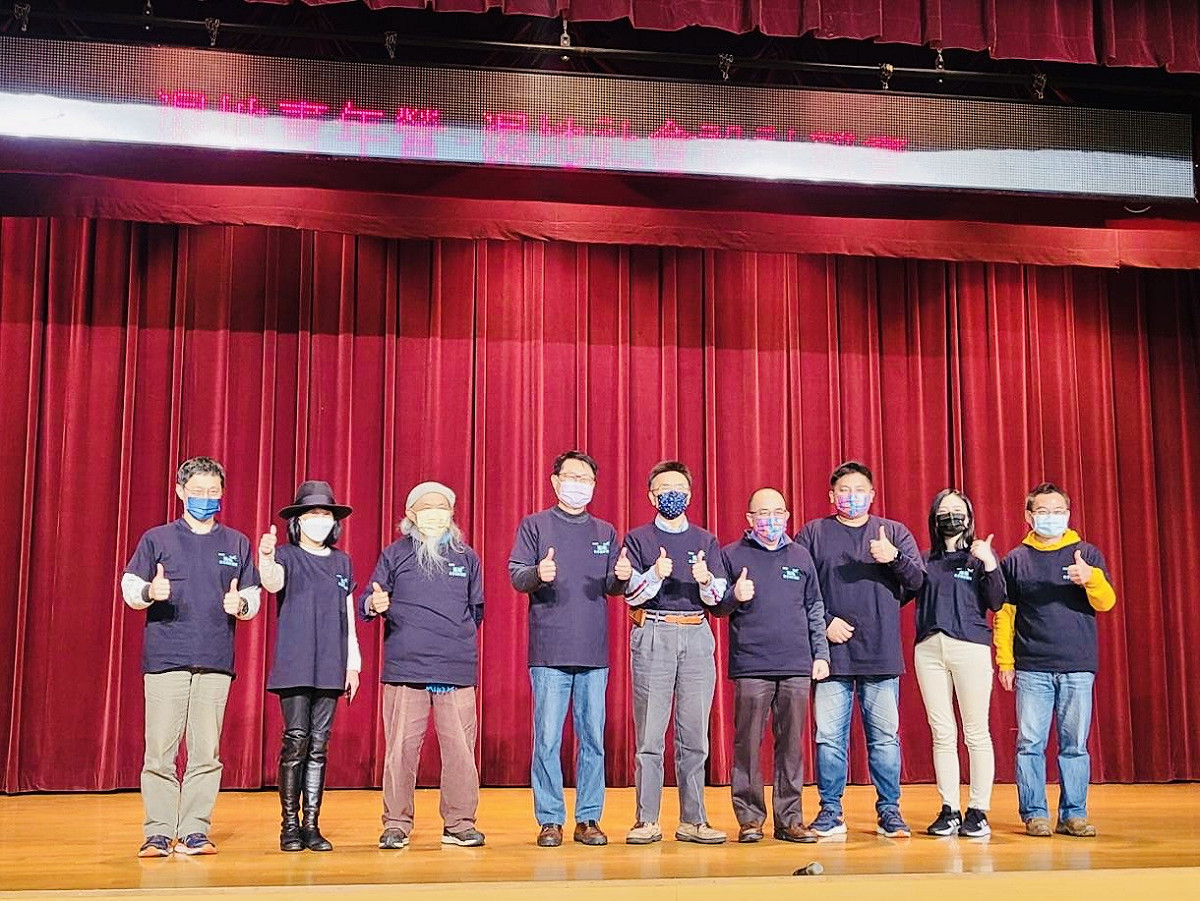 陳純敬表示，感謝大家腦力激盪創造方案，也感謝各領域的專家老師不藏私的輔導。 圖：新北市水利局提供