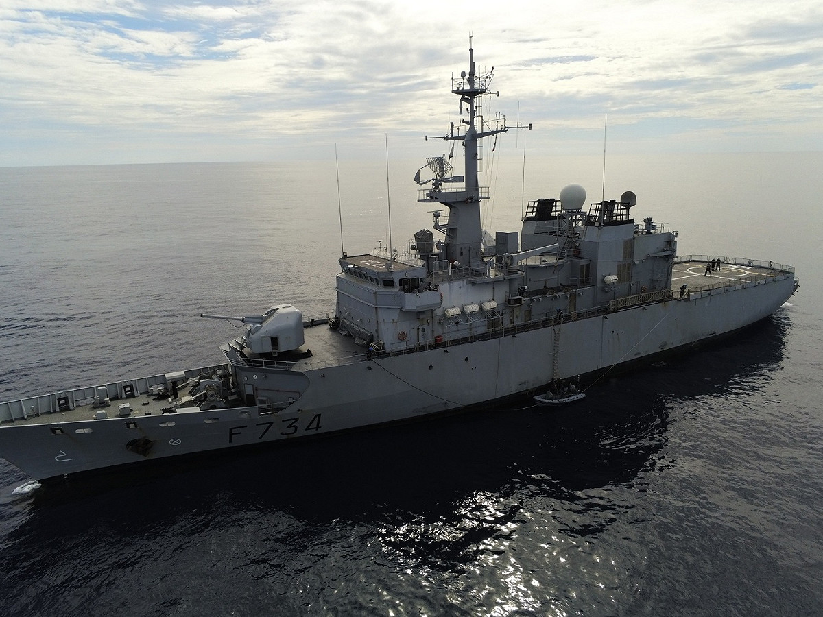 法國海軍巡防艦「葡月號(Vendemiaire F-734)」。 圖：翻攝ALPACI - France Pacific Command推特