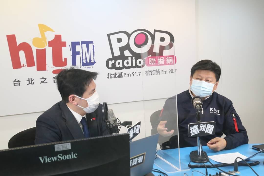 傅崐萁接受黃暐瀚《POP撞新聞》專訪。 圖：POP撞新聞提供