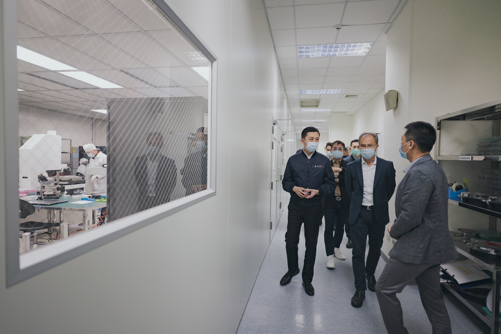 大新竹創稅攀升，全國排名前三，林智堅日前參訪誠錫科技。 圖：取自新竹市政府官網