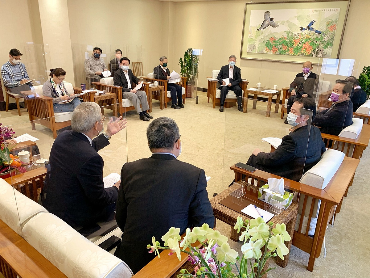 行政院長蘇貞昌今日主持會議討論烏克蘭危機 圖：行政院提供