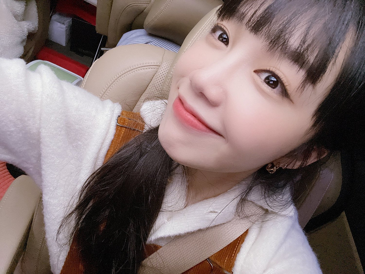 Apink近期剛結束宣傳行程，成員接連確診，主唱鄭恩地在推特發文向粉絲報平安。 圖：翻攝自鄭恩地推特