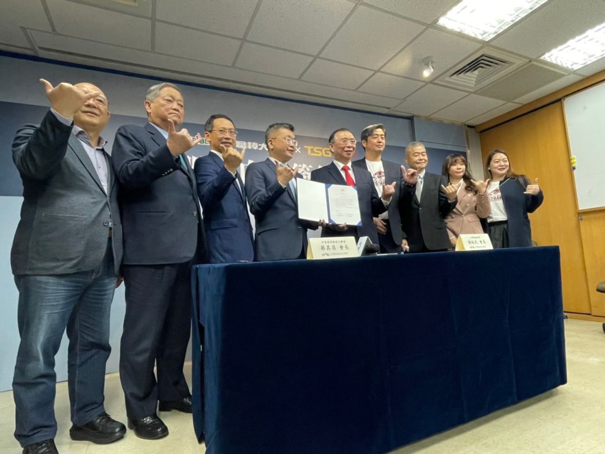 台鋼雄鷹第六隊加入中職。 圖／吳政紘攝