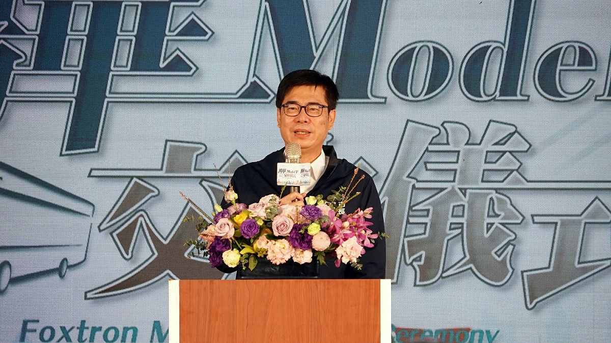 陳其邁宣示打造高雄成為全球電巴重鎮。 圖：高雄市政府提供