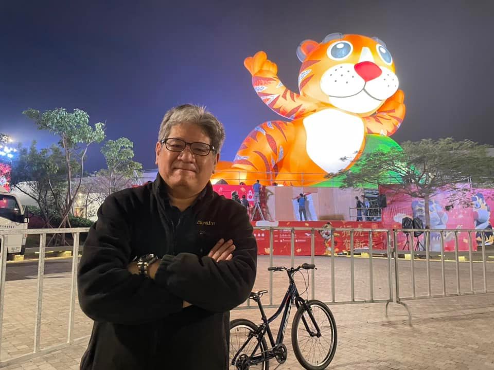 鏡電視今（4）日舉行董事會，選出李永豐為新任董事長。 圖：取自紙風車劇團臉書（資料照）