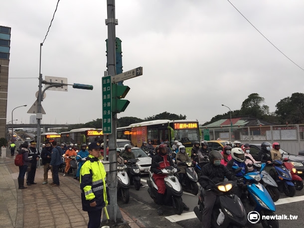 北市停管處表示，將於北市6路段施行機車退出騎樓人行道措施，並於月底實施。
 圖：新頭殼資料照片