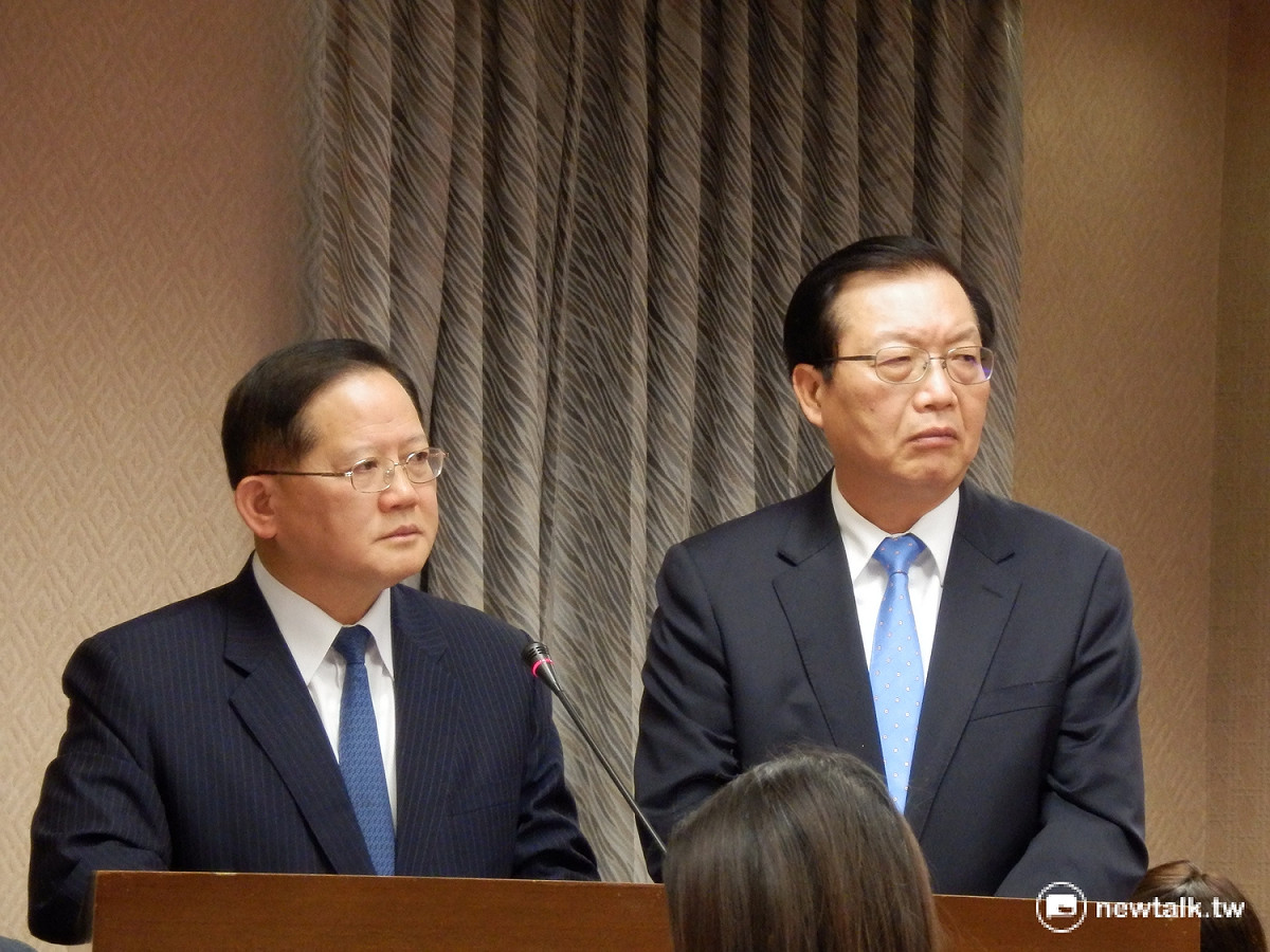 對於警政署是否與軍方合作演練應對人民陳抗，警政署長陳國恩17日強調，絕對沒有。 圖：符芳碩/攝