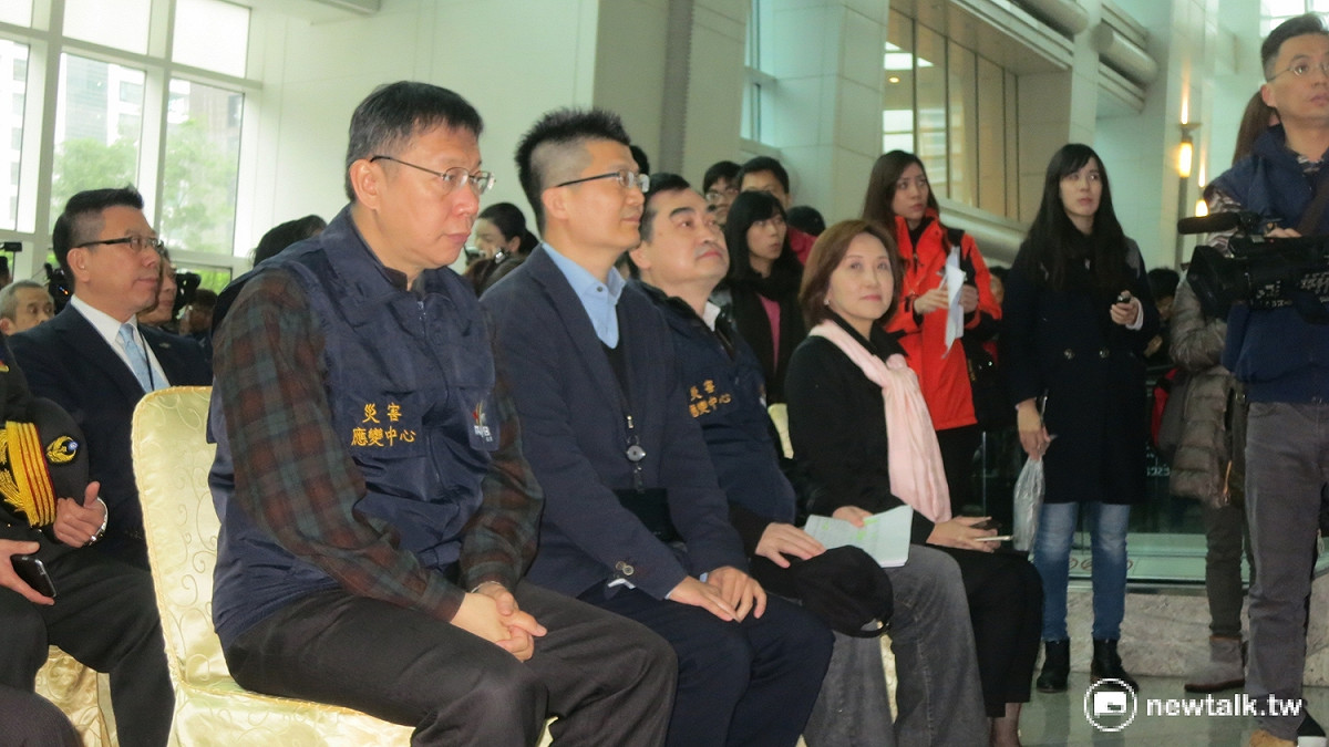 北市舉辦「北北基桃聯合災害防救演習」，市長柯文哲前往101大樓聽取簡報。 圖：呂佳峻/攝