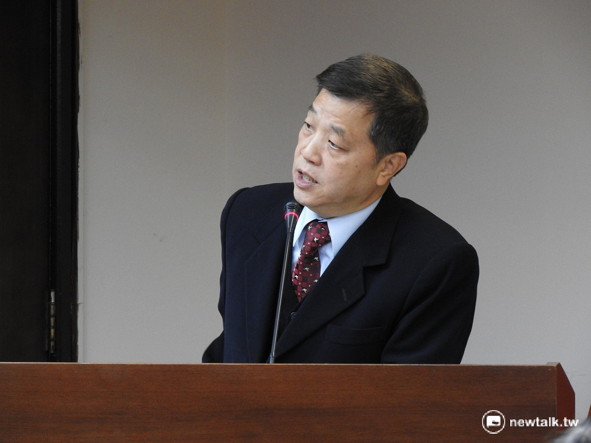 立法院社環委員會28日針對《勞動基準法施行細則部分條文修正案》決定不予備查，將退回立法院院會審議（4月8日）後，決定是否退回行政院勞動部更正或廢止，但勞動部長陳雄文表示，不會在任內修改。 圖：鄭佑漢/攝