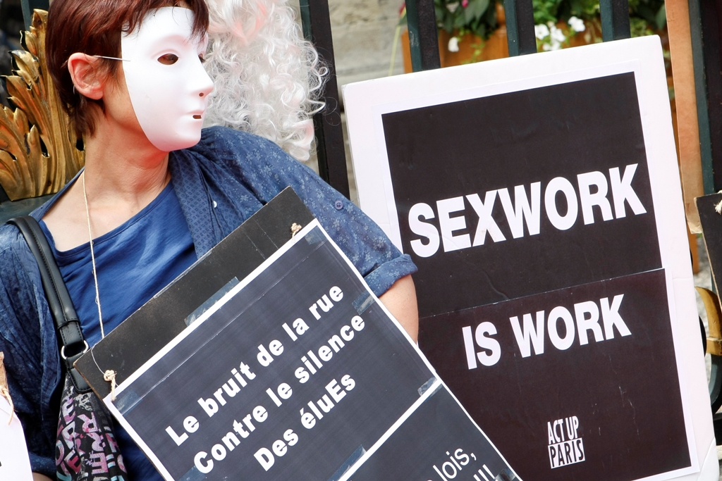 法國國民議會4月6日通過一項新法案，認定有償性交易為非法行為。 圖：達志影像/路透社資料照片