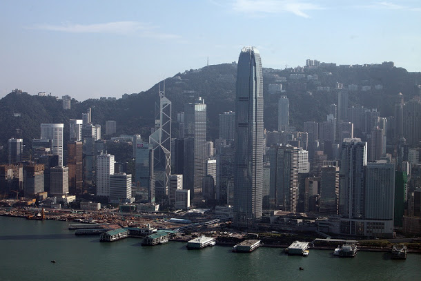 英國智庫機構Z/Yen最新全球金融中心指數報告，香港的排名下跌一位至第四，排在倫敦、紐約及新加坡之後。 圖：達志影像/路透社資料照片